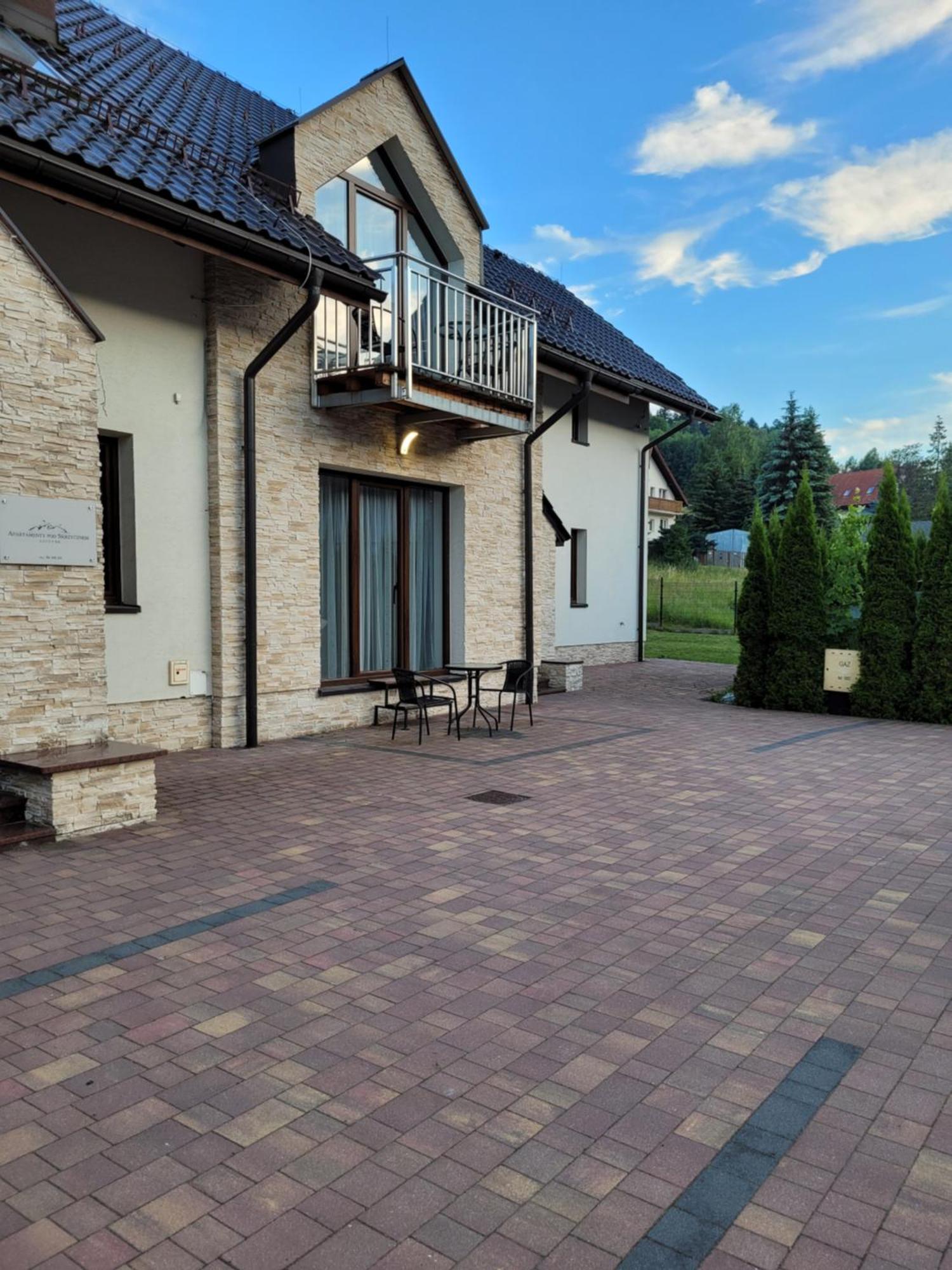Apartamenty Pod Skrzycznem Szczyrk Bagian luar foto